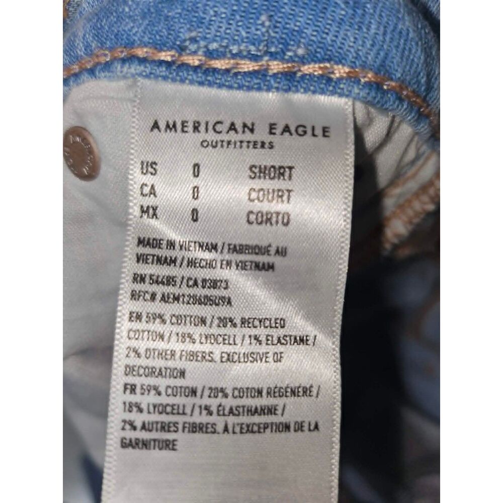 American Eagle High-Waist Light Wash Wide Leg Jeans - Classic Women’s Fit - Picture 7 of 11